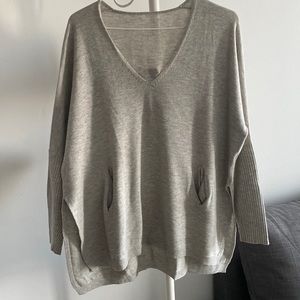 Aritzia Babaton Baylor Sweater in Grey